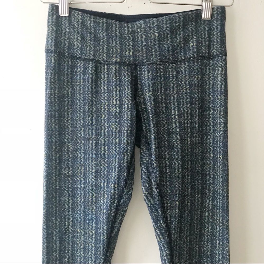 Lululemon Zig Zag Athletic Leggings Size 4 - Picture 5 of 8